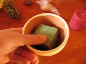 glue-block-of-floral-foam-in-bottom-of-pot