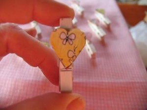 glue-heart-to-clothes-pin