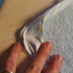 apply-seam-binding-to-edge-of-towel