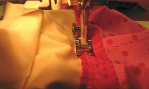 stitch-edge-to-glove
