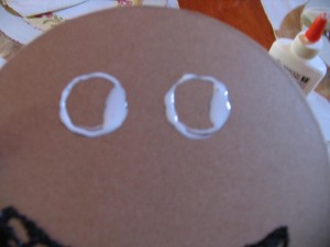 draw outline for eyes