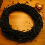 spray paint a grapevine wreath