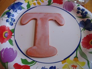 spread glue on t