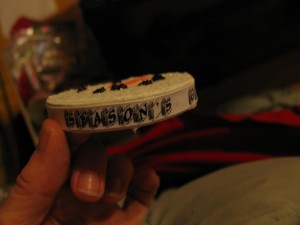 glue ribbon around edge
