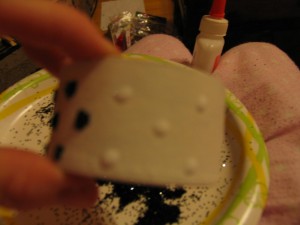 make dots on side of bottom