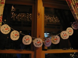 snowman garland pic for web