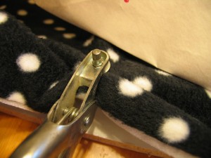 apply eyelets