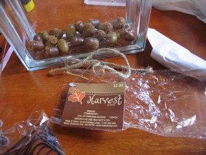 put acorns in bottom
