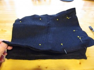 pin back to the sides of the bag