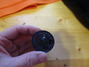 put some glue on battery cover